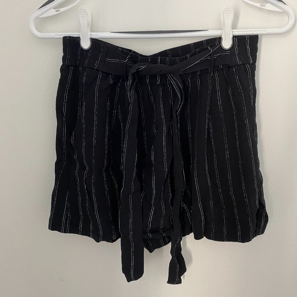 wilfred trouser pinstriped shorts